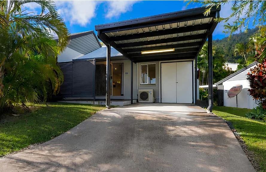 House in Cannonvale
