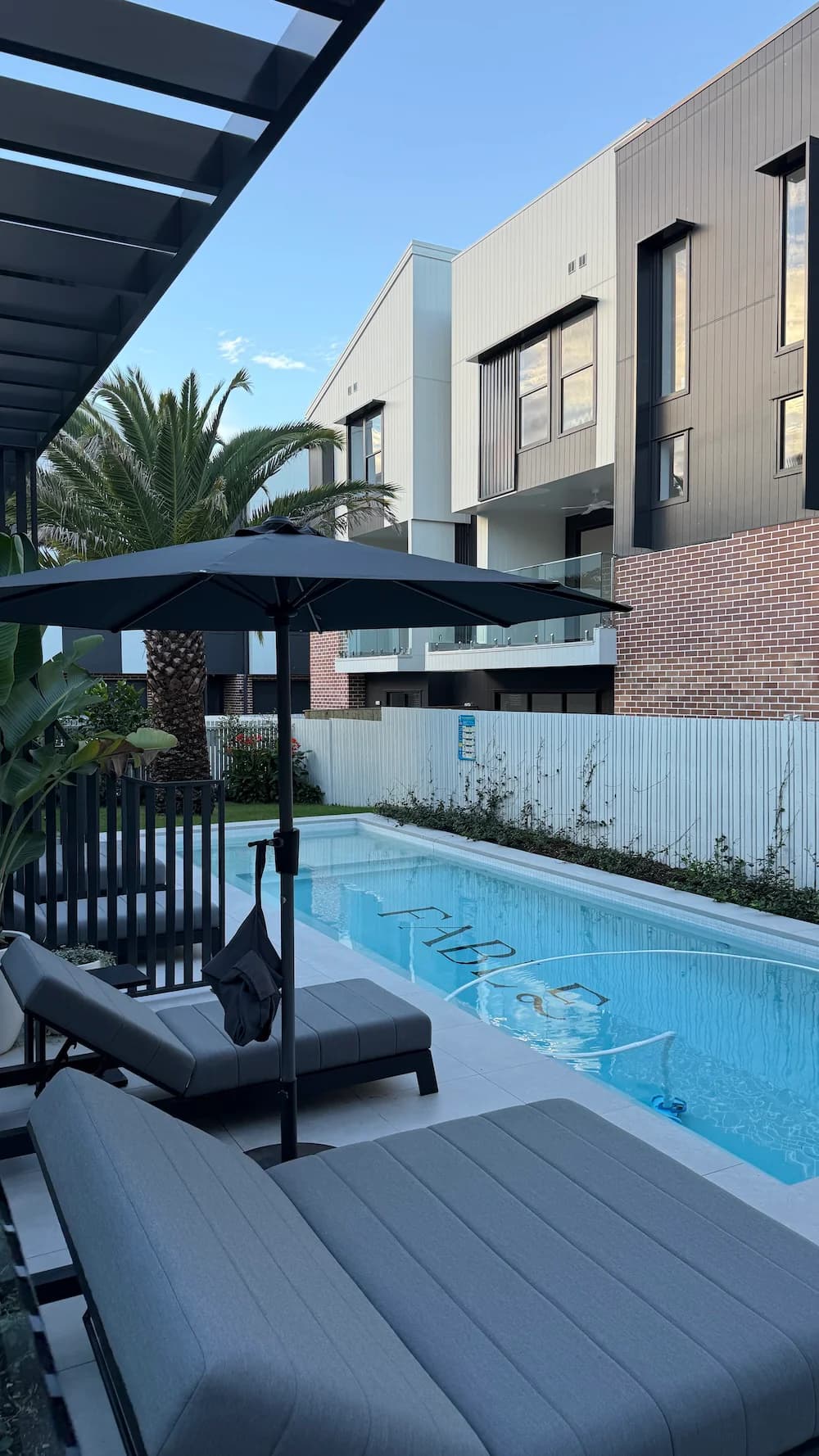 Upgrading in Everton Park | the costs that catch people between homes